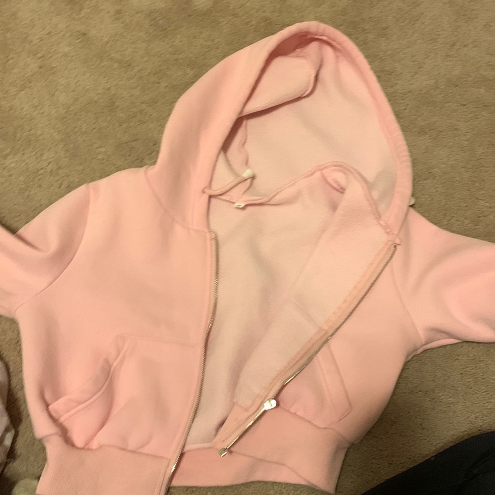 pink sweater